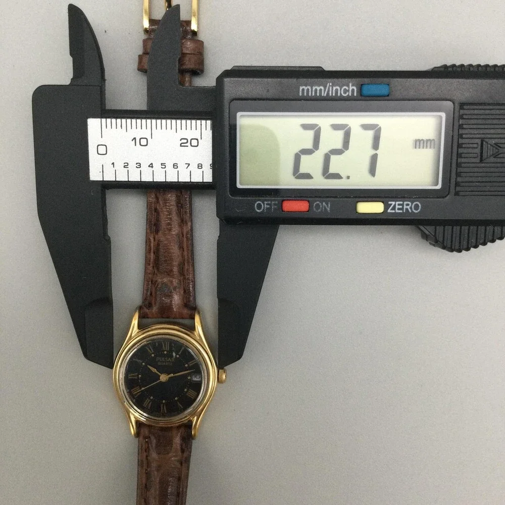 Vintage Pulsar Womens Watch 23mm Gold Tone Leather Date V827-0380 New Battery